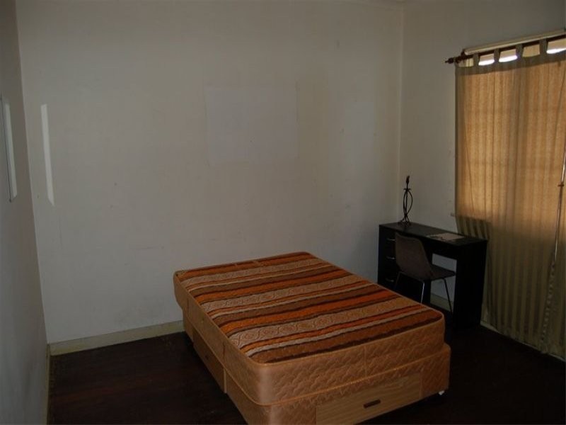 105 Manning Road, Bentley WA 6102