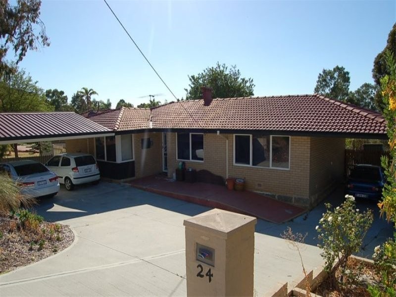 24 Stonehouse Crescent, Bentley WA 6102