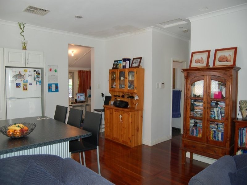 118 Hillview Terrace, St James WA 6102