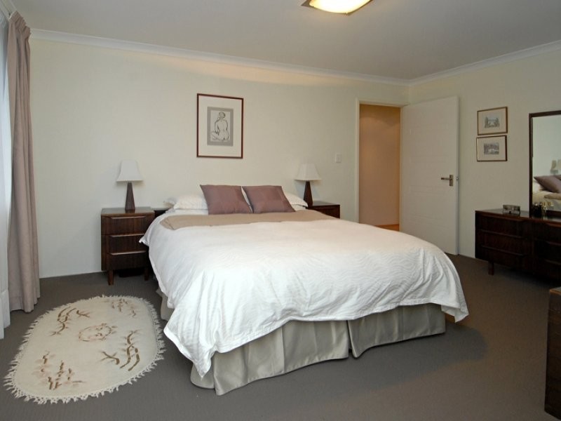 33A Wyndham Street, St James WA 6102