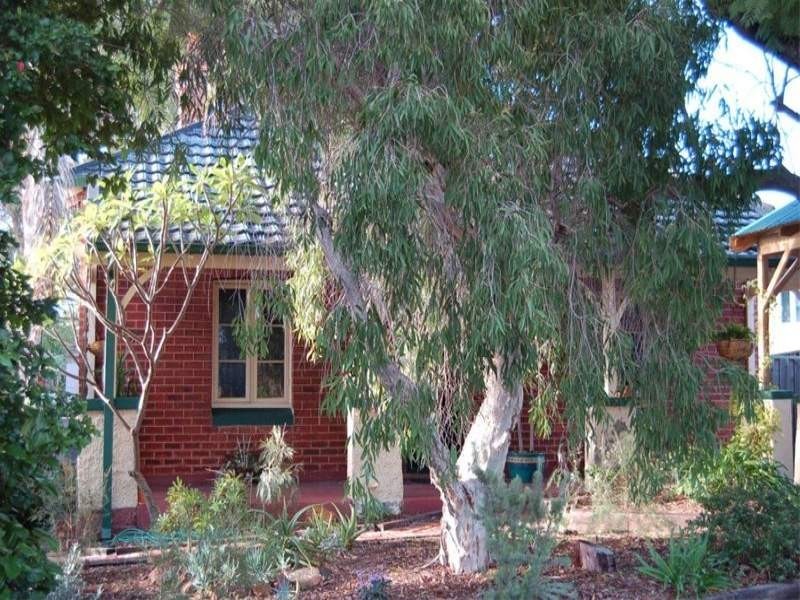 84 Basinghall Street, East Victoria Park WA 6101