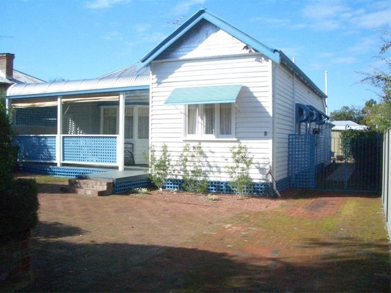 8 Esperance Street, East Victoria Park WA 6101
