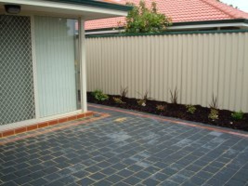 16 Harris Street, Carlisle WA 6101