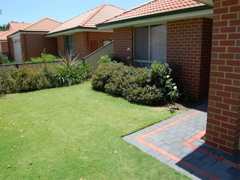 16 Harris Street, Carlisle WA 6101