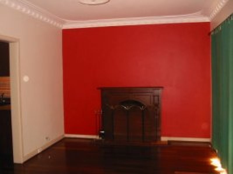 9 Burlington Street, St James WA 6102