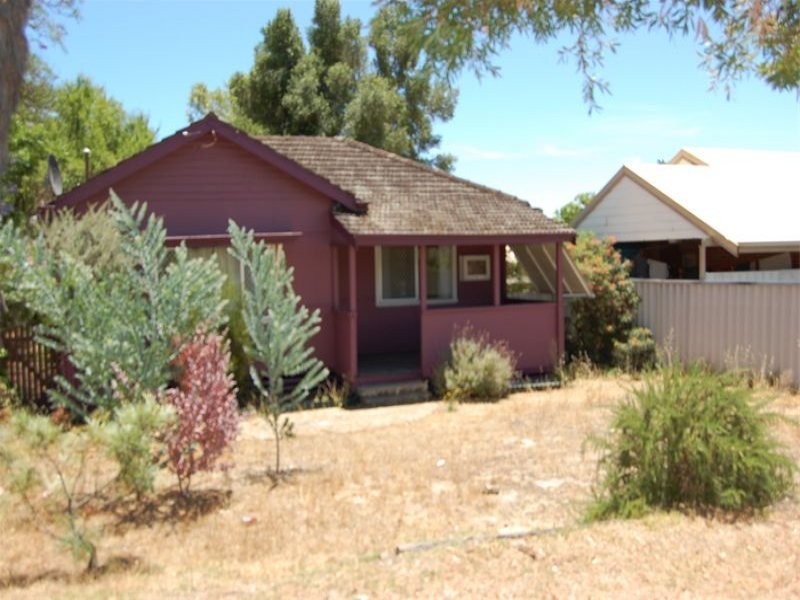 129 Basinghall Street, East Victoria Park WA 6101