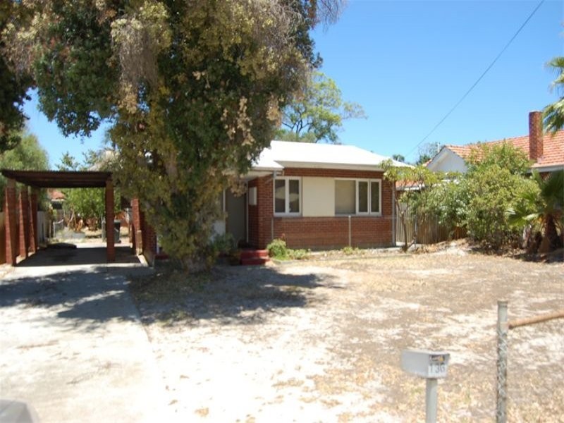 136 Manning Road, Wilson WA 6107