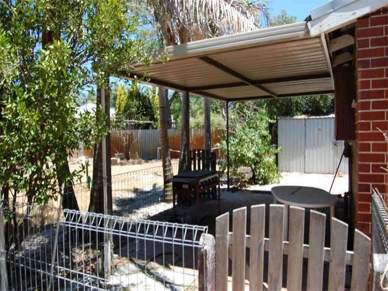 136 Manning Road, Wilson WA 6107