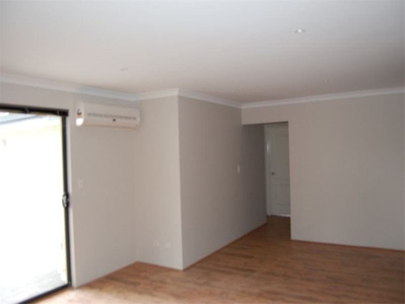 428B Berwick Street, St James WA 6102