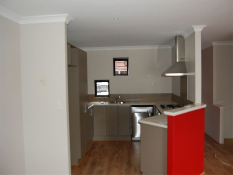 428B Berwick Street, St James WA 6102