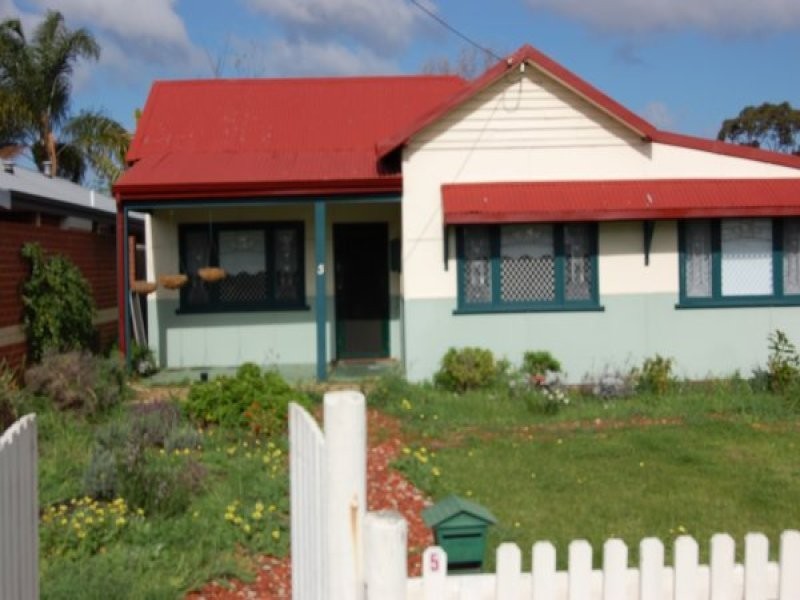 5 Quinn Avenue, Bentley WA 6102