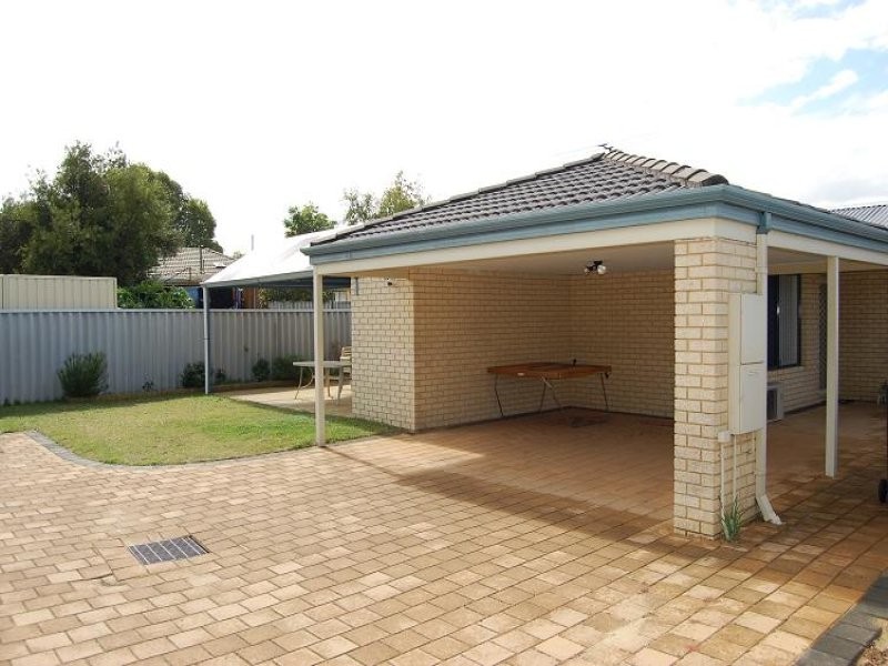 7B Corona Crescent, Cannington WA 6107