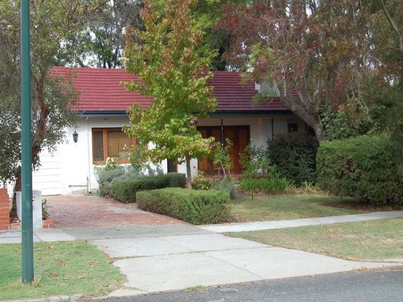 26 Wyndham Street, St James WA 6102