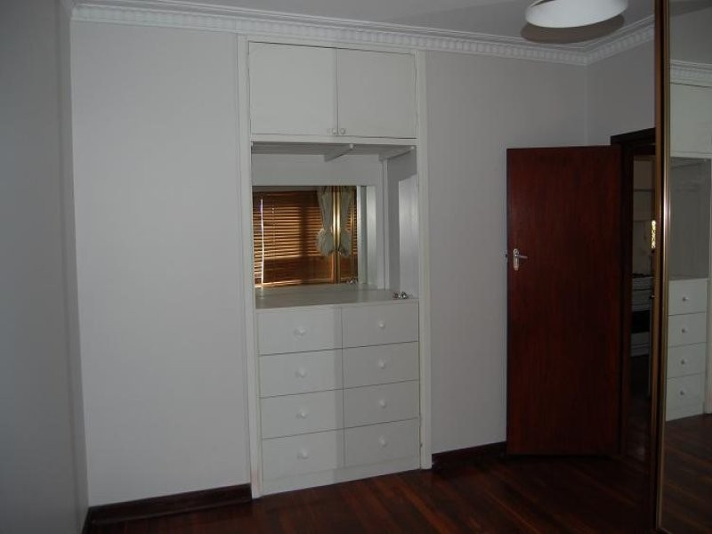 26 Wyndham Street, St James WA 6102