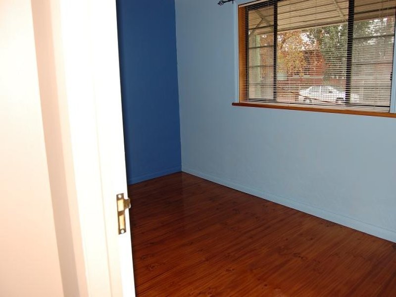 199A Treasure Road, Queens Park WA 6107