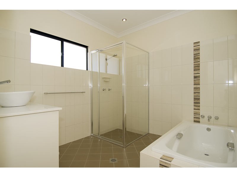 54 Yirra Crescent, Rosebery NT 0832