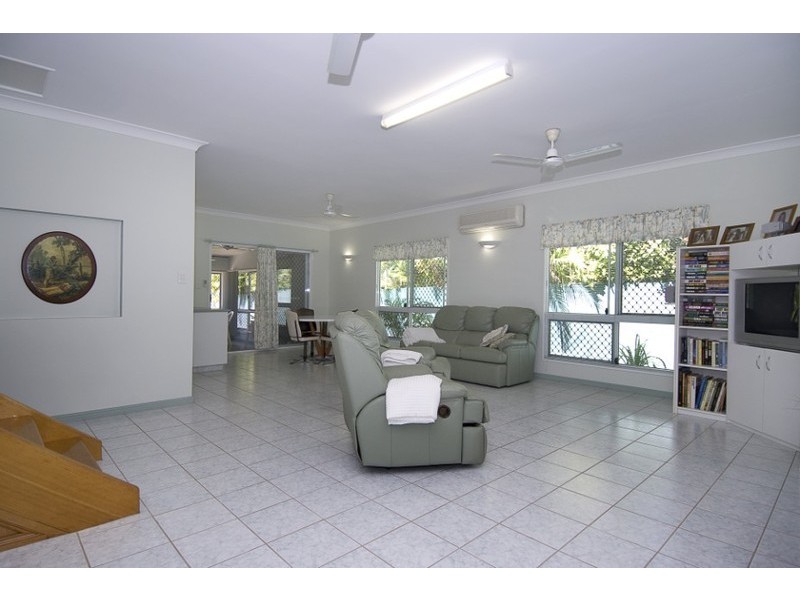 7 Kriewaldt Circuit, Driver NT 0830