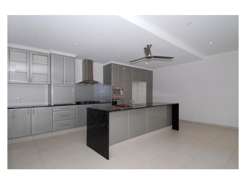 2/15 Hinkler Crescent, Fannie Bay NT 0820