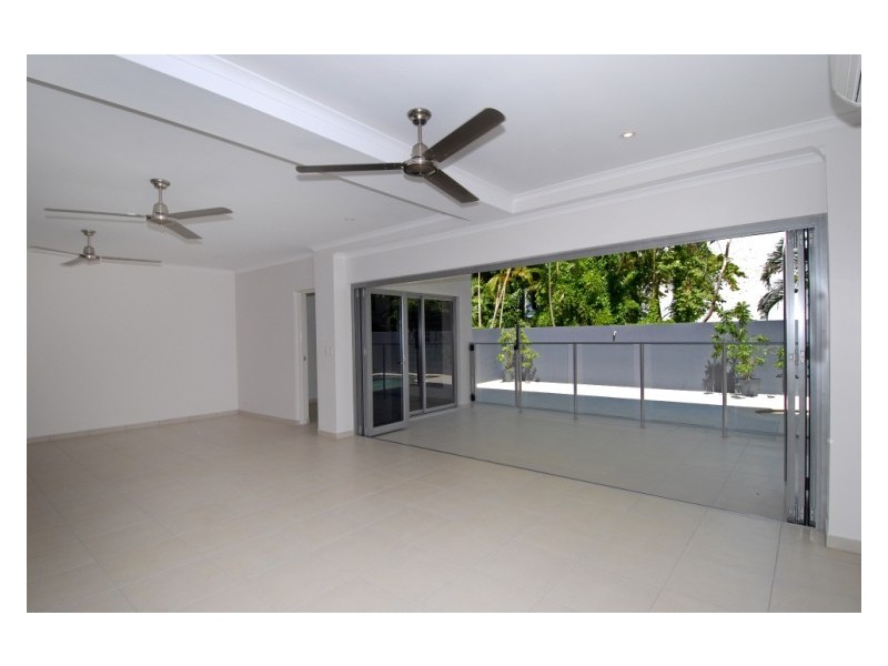 2/15 Hinkler Crescent, Fannie Bay NT 0820