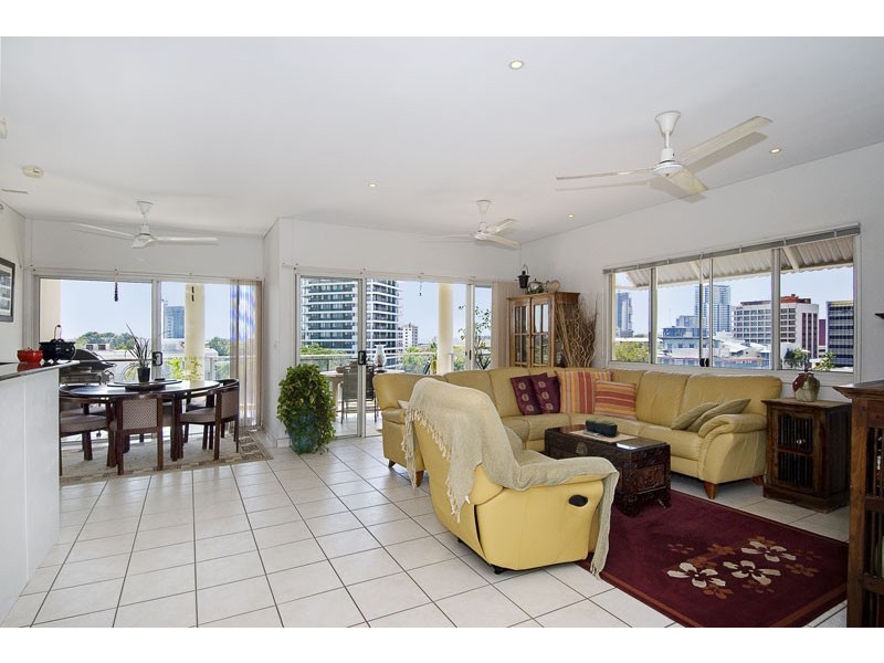 17/101 Mitchell Street, Darwin NT 0800