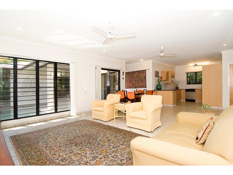 6 Montgomerie Street, Coconut Grove NT 0810