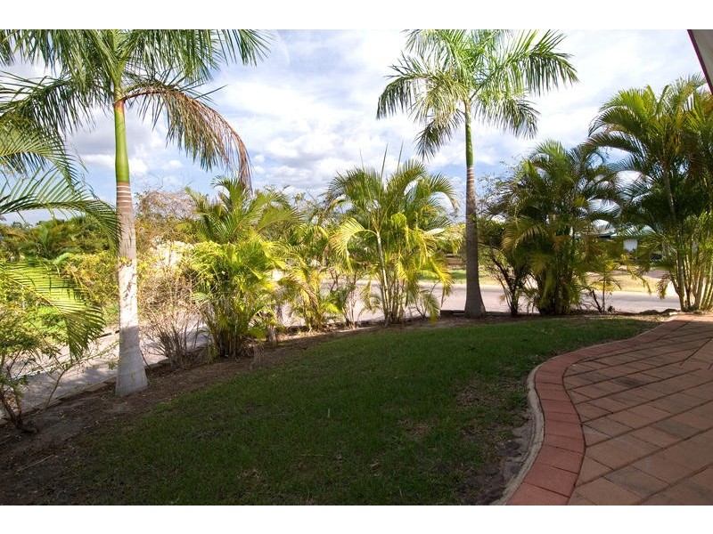 2/1 Excelsa Court, Rosebery NT 0832