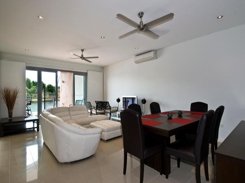 2/18 O’Ferrals Road, Bayview NT 0820