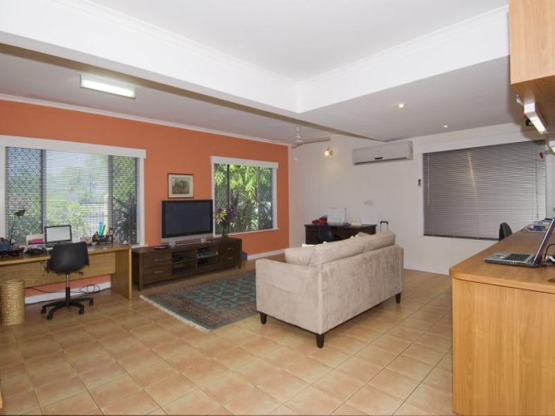 36 Lanyon Terrace, Moil NT 0810