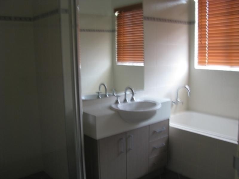 42 Liddy Crescent, Farrar NT 0830