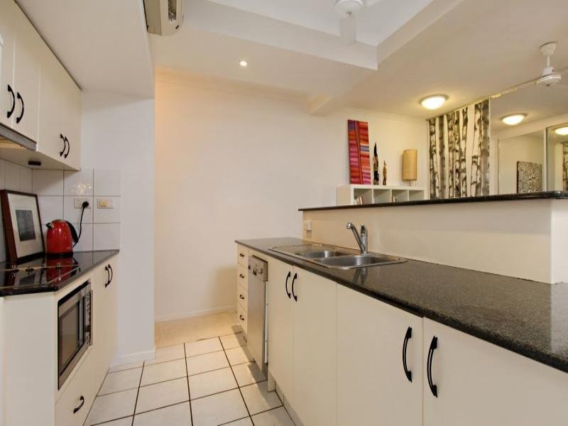 6/24 Harry Chan Avenue, Darwin NT 0800