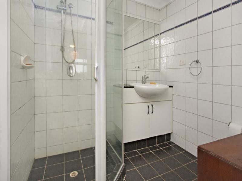 6/24 Harry Chan Avenue, Darwin NT 0800