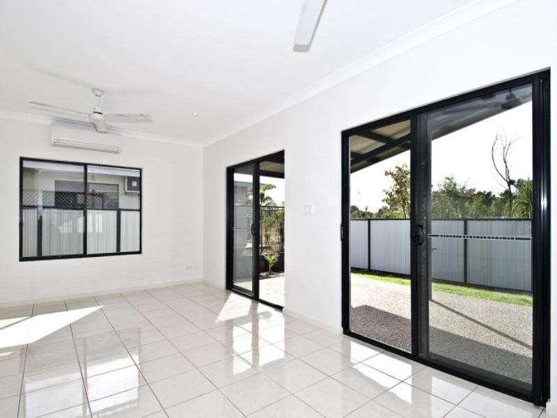 1 and 2/20 Duwun Road, Rosebery NT 0832