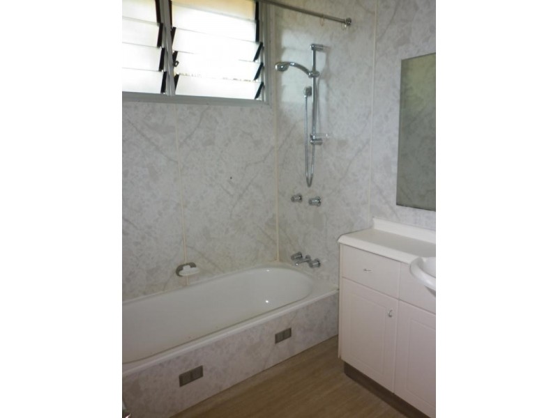 32 Kapool Crescent, Malak NT 0812