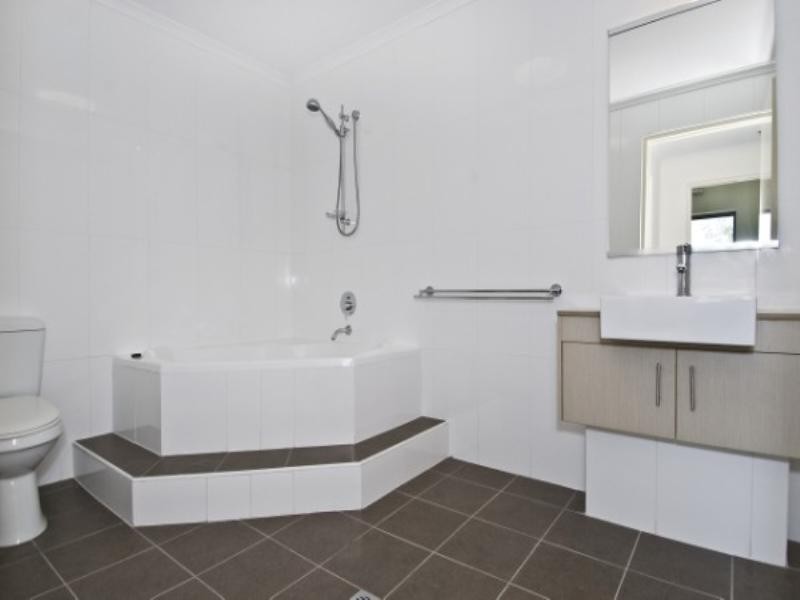 1/96 Wood Street, Darwin NT 0800