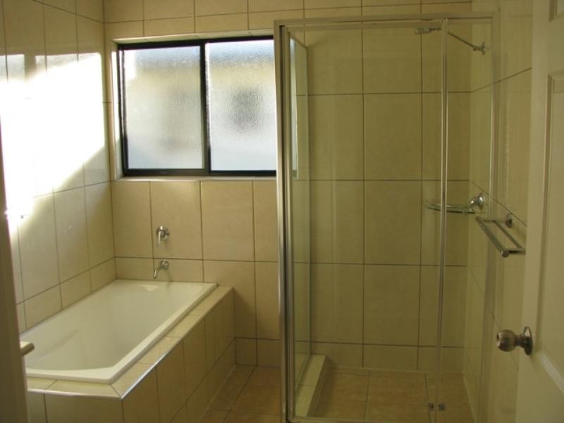 18 Wood Crescent ‘NEW LISTING’, Rosebery NT 0832