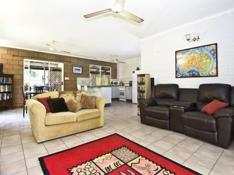 4 Lela Court, Moulden NT 0830