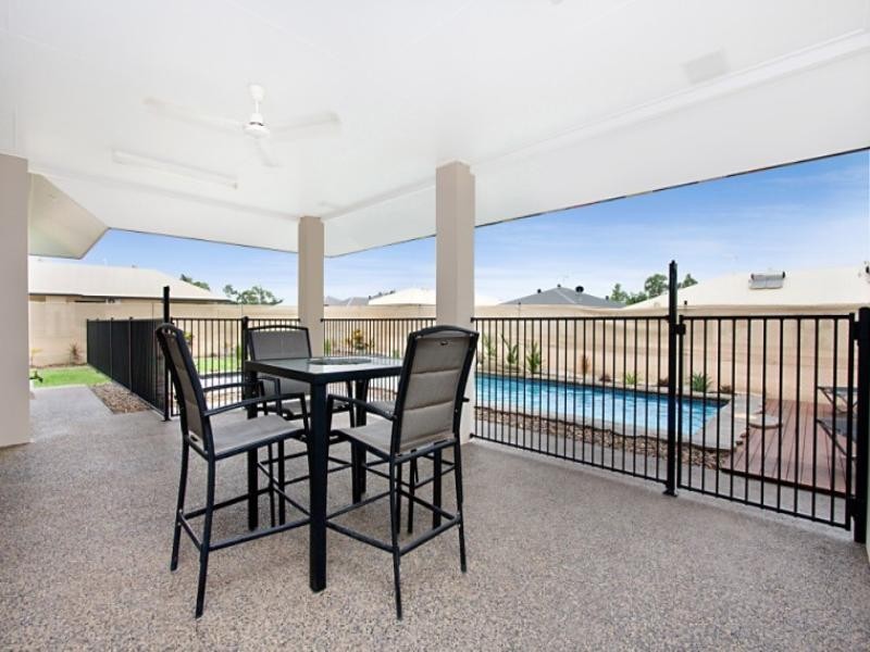 25 Wood Crescent, Rosebery NT 0832