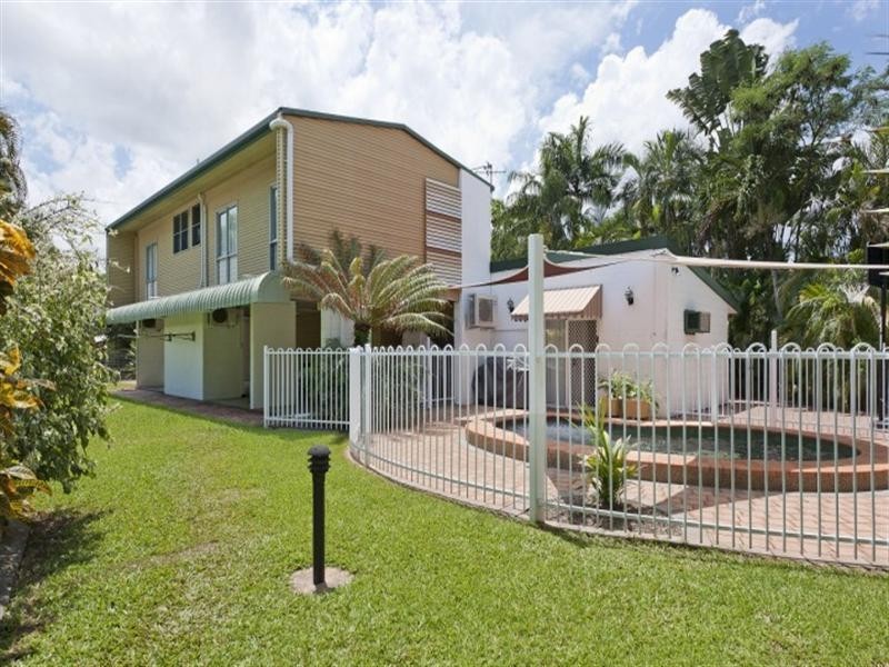 4 Howley Crescent, Anula NT 0812