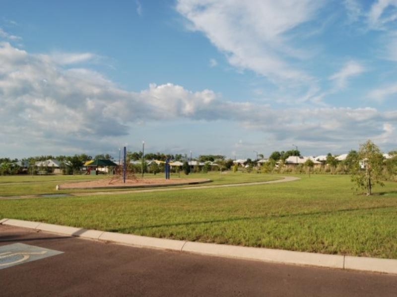 2 Browne Place, Rosebery NT 0832