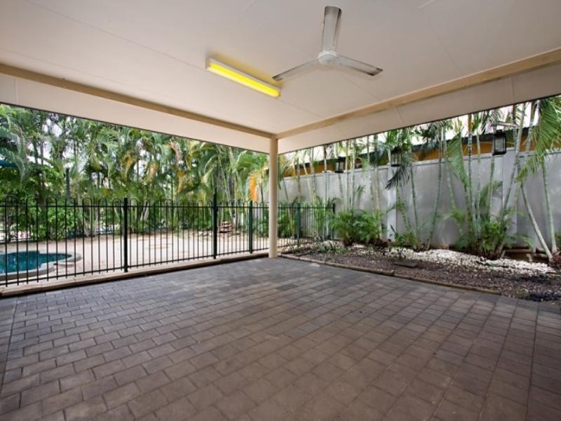 1 Luxmore Court, Durack NT 0830