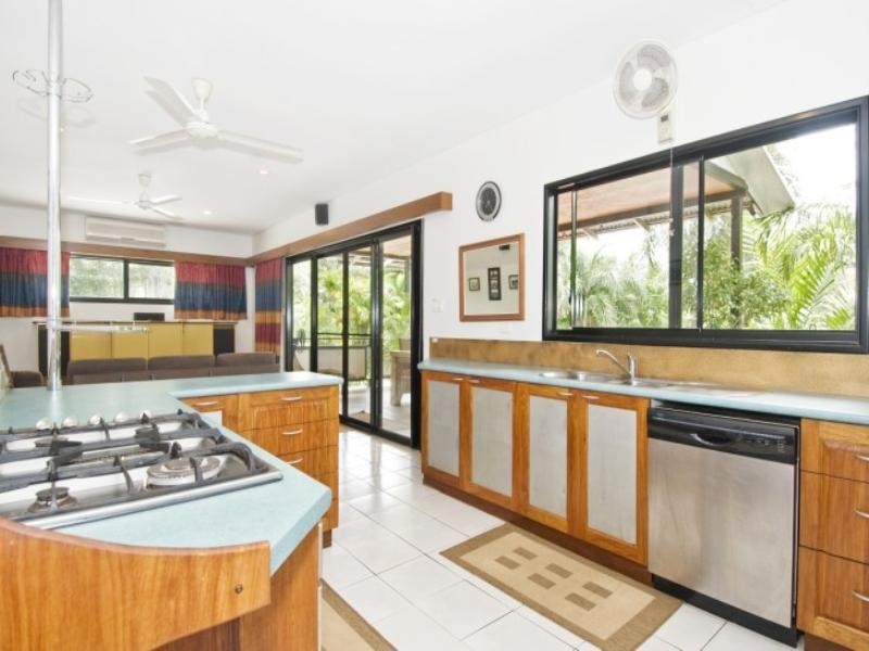 Nightcliff NT 0810
