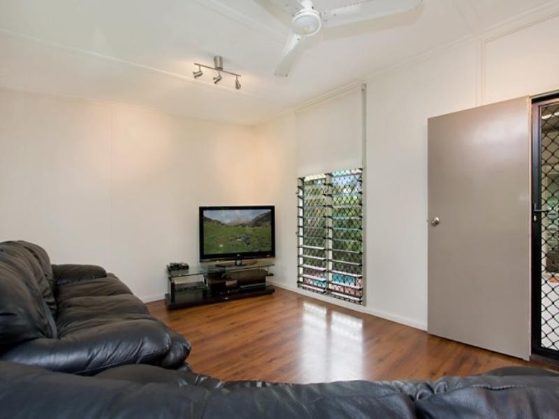 12 Lens Court, Woodroffe NT 0830