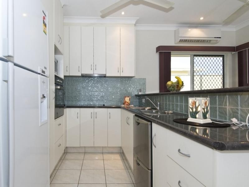 16 Bowrey Crescent, Farrar NT 0830