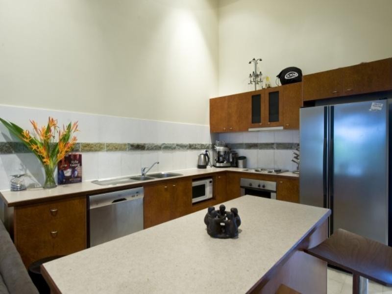 4/6 St John Court, The Gardens NT 0820