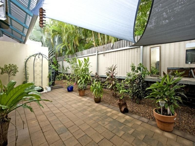 4/6 St John Court, The Gardens NT 0820