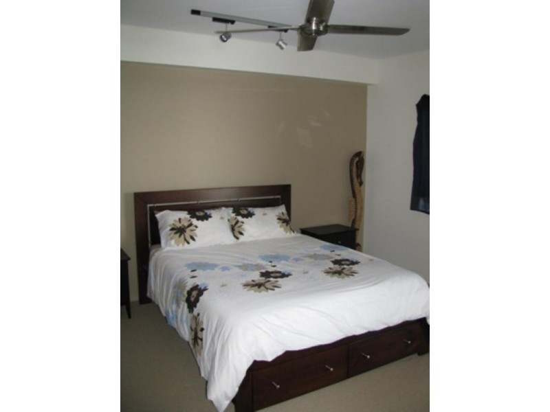 126/19 Kitchener Drive, Darwin NT 0800