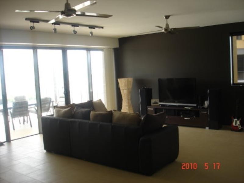 219/19 Kitchener Drive, Darwin NT 0800