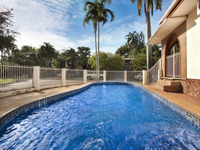 13 Floyd Court, Coconut Grove NT 0810