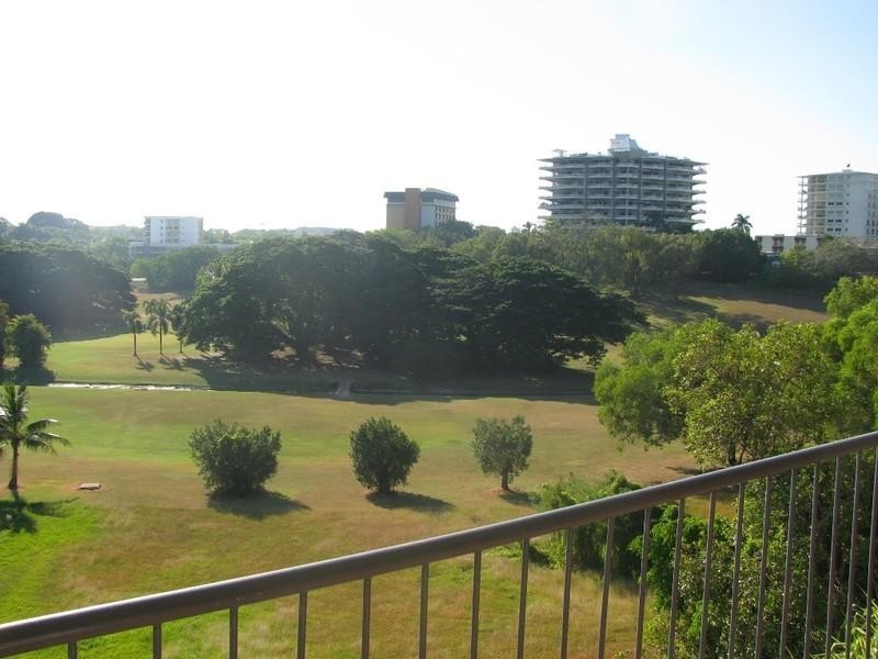 4/12 Houston Street, Larrakeyah NT 0820