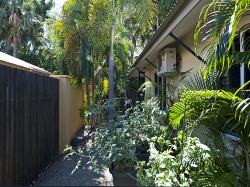 2/35 Sovereign Circuit, Coconut Grove NT 0810